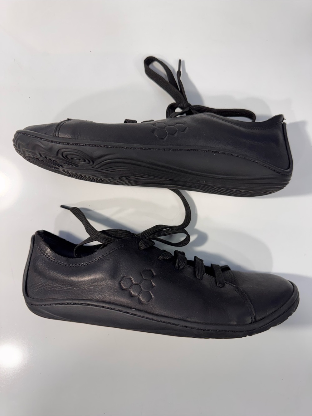 Vivo Barefoot women’s minimalist leather shoes  black EU 39